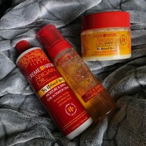 Creme of Nature Styling Set